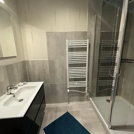 Bed & Breakfast L'ajasserie D'orcival